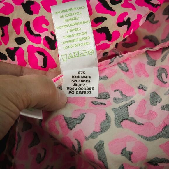 Lilly Pulitzer Size XL Sherida Pink Cheetah Leopard Animal Print Split V Neck Lo - Picture 8 of 9